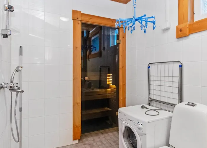 Karhu By Interhome 度假居 Savonranta